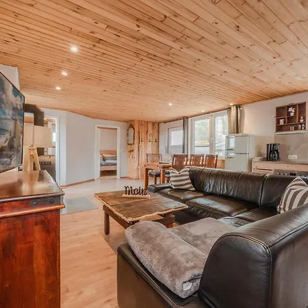 Holiday home Duenenblick 2 *